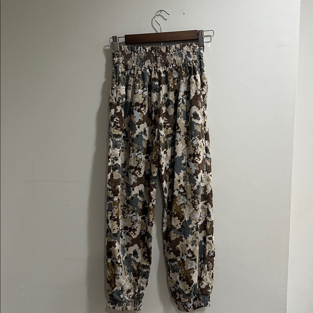 Zara Kids Girls Camouflage Joggers - Brown and Cream - Picture 2 of 8